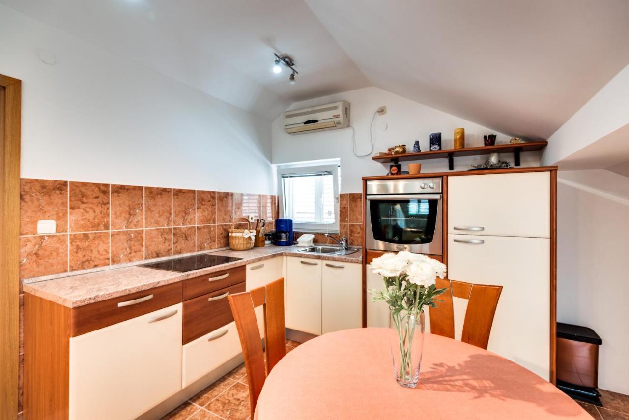 Studio Maslina Apartment Sibenik Bagian luar foto