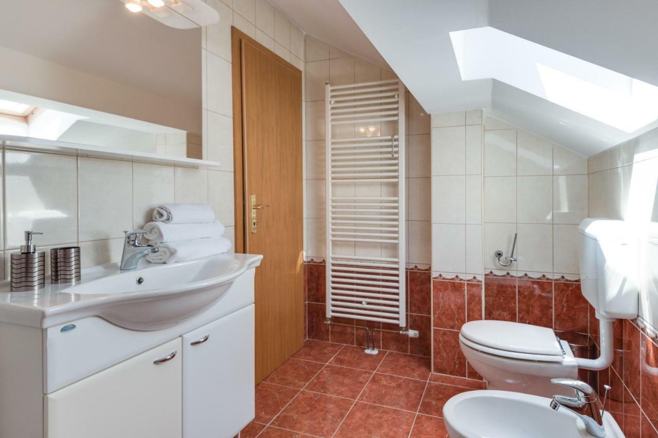 Studio Maslina Apartment Sibenik Bagian luar foto