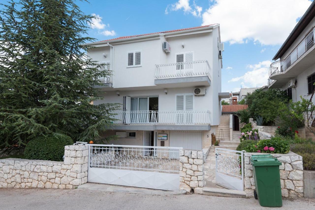 Studio Maslina Apartment Sibenik Bagian luar foto