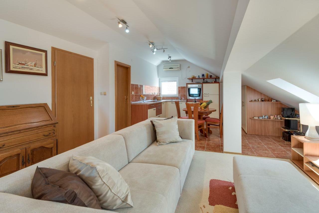 Studio Maslina Apartment Sibenik Bagian luar foto